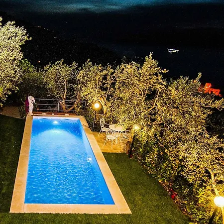 Hillside Retreat